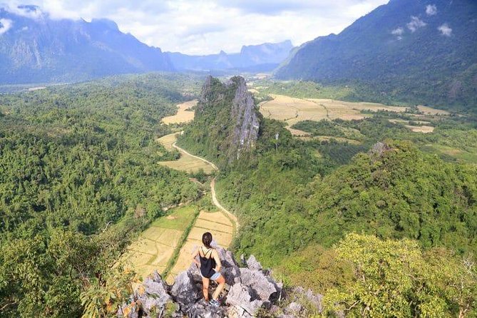 2-Day Vang Vieng Tour from Vientiane - Guides, group size, and the feel of the day