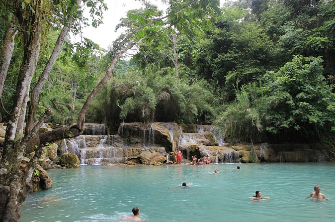 A Relaxing Day at the Kuang Si Falls - Timing, pickup, and practical limits