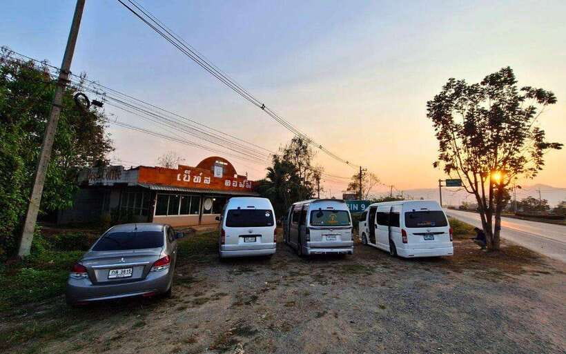Chiang Rai: 2-Day Transfer to Luang Prabang by Slow Boat - Reaching Luang Prabang around 5:00 PM
