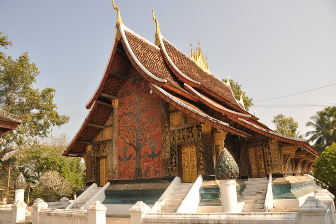 Full-Day Luang Prabang Highlights Tour Including Kuangsi Waterfall - Time, clothing, and practical points