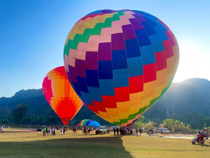Hot Air Balloon in VangVieng pick up-drop off - Hotel pickup starts the morning or evening