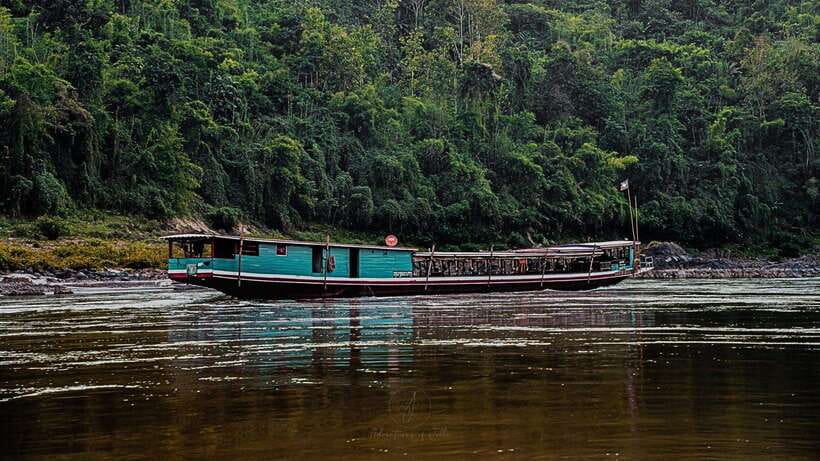Luang Prabang: 2D Transfer to Huay Xai by Slow Boat - Spending the night in Pakbeng