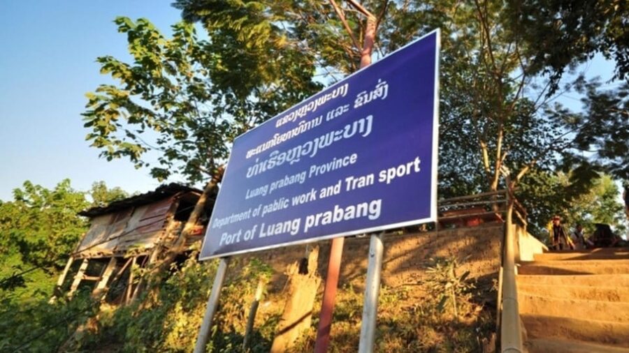 Luang Prabang: 2D Transfer to Huay Xai by Slow Boat - From Huay Xai to the border