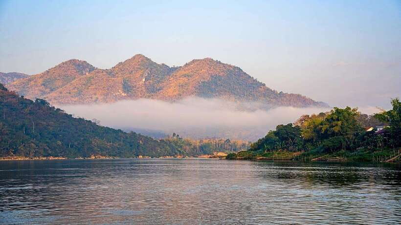 Luang Prabang: 2D Transfer to Huay Xai by Slow Boat - Day 1: Leaving Luang Prabang for Pakbeng