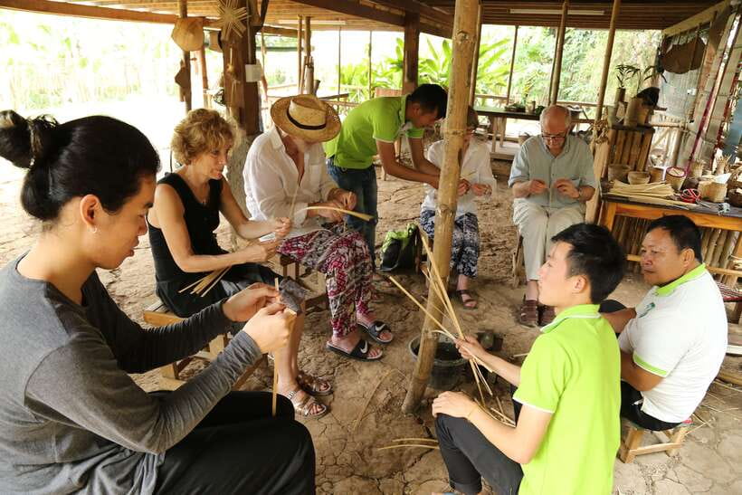 Luang Prabang: Bamboo Weaving Workshop & Cooking Class - Weaving a Small Bamboo Mat