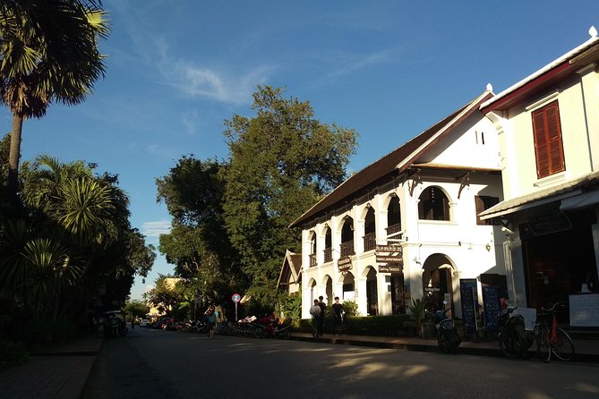 Luang Prabang City Tour & Kuang Si Waterfalls - The Royal Palace Museum and Mount Phousi