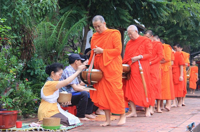 Luang Prabang Early Morning Alms Giving and Wet Market - Is $42.81 a fair price?