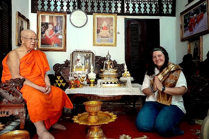Luang Prabang Foodie Walking Tour and Monk Blessing - The evening version: Sin Dat and Beer Lao