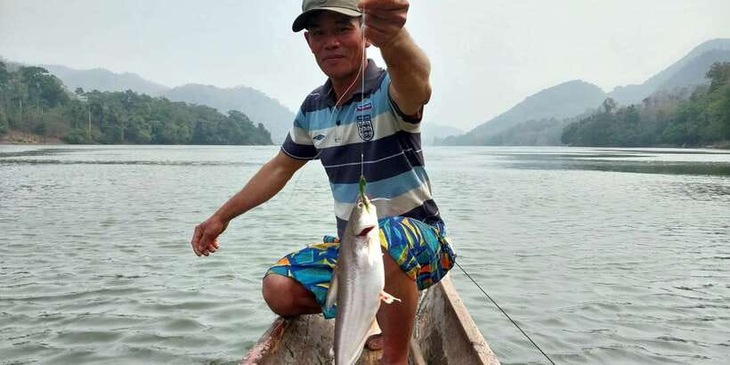 Luang Prabang: Mekong Fishing with a Local Fisherman & Lunch - Cruising toward Ban Sing