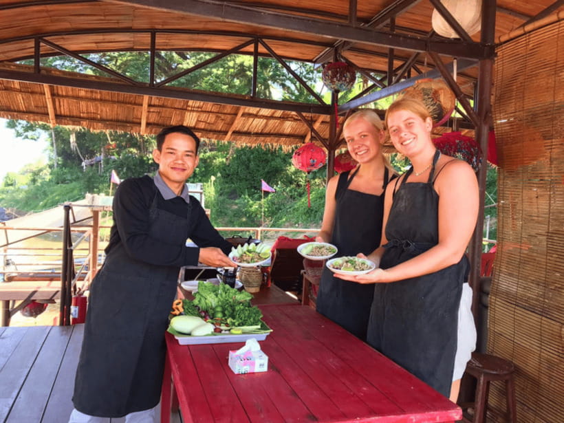 Luang Prabang: Mekong River Cooking Class with Hotel Pickup - The tuk-tuk ride to your floating kitchen