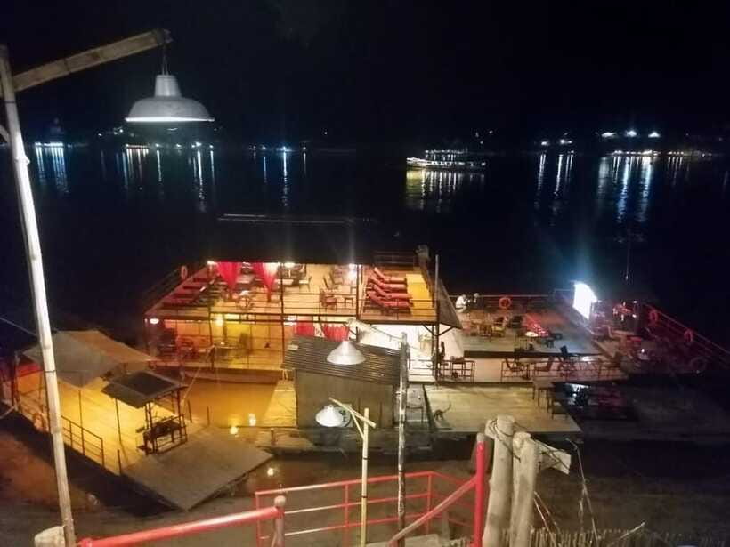 Luang Prabang: Mekong Sunset Cruise & Lao Tasting Dinner - The 4 PM tuk-tuk pickup and pier transfer