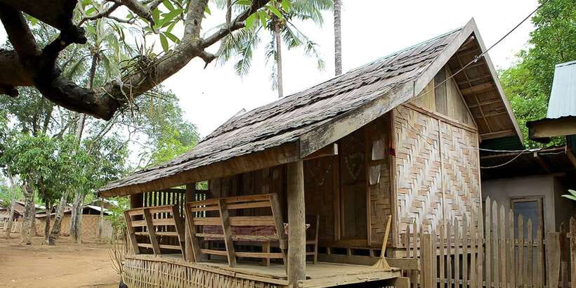 Luang Prabang: Mountain Trek & Local Villages Overnight Tour - Arriving at the Khmu village for the homestay