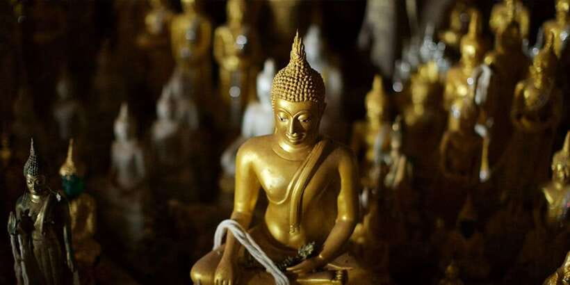 Luang Prabang: Pak Ou Caves & Kuang Si Falls Day Trip - Arriving at Kuang Si Waterfall