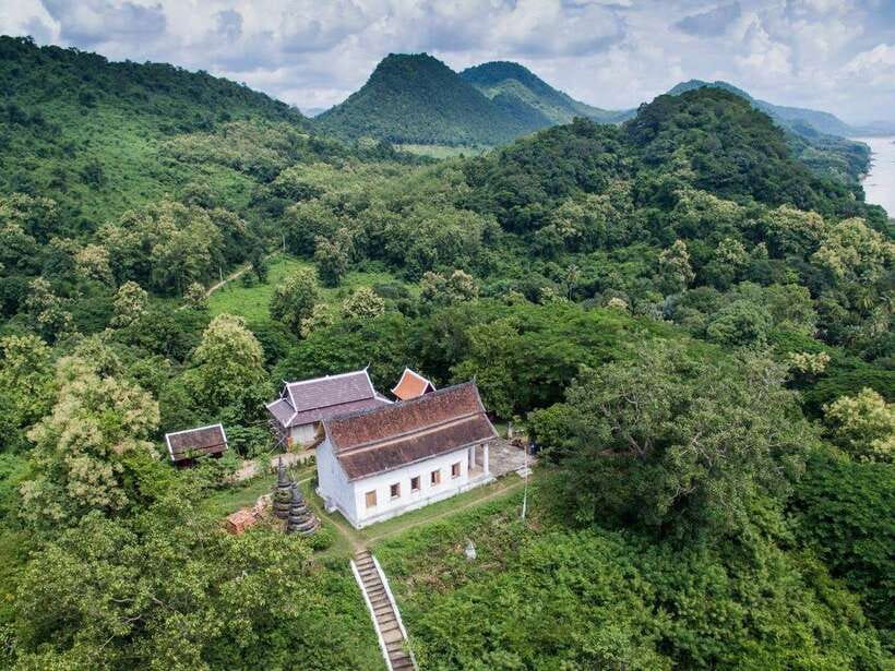 Luang Prabang: Pottery Workshop & Wat Chomphet cycling Tour - Crossing the Mekong into Chomphet district