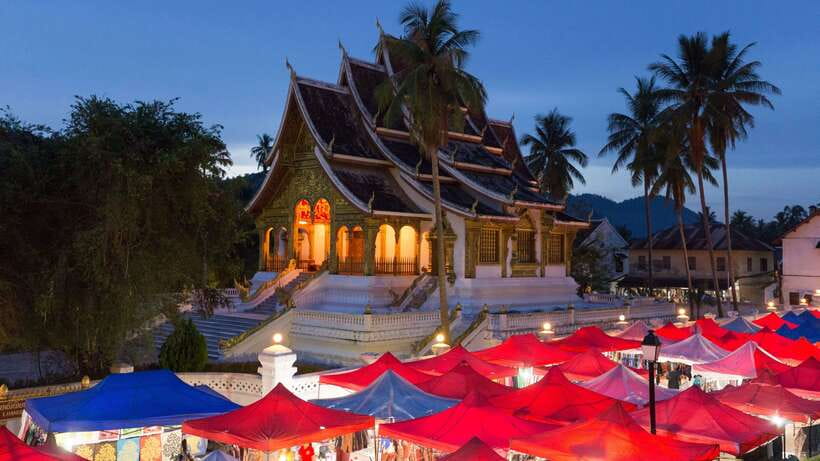 Luang Prabang: Private Must-See Sights and Mount Phousi Tour - What the $139 price includes
