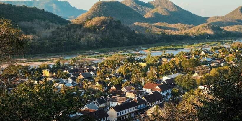 Luang Prabang: UNESCO World Heritage City Highlights Tour - Guides, transport, and the pace of the day