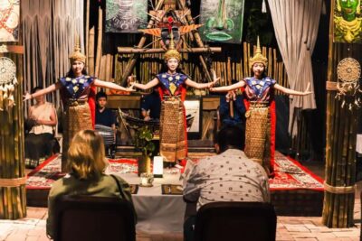 Luangprabang: Dinner with Lao Traditional Dance Performance