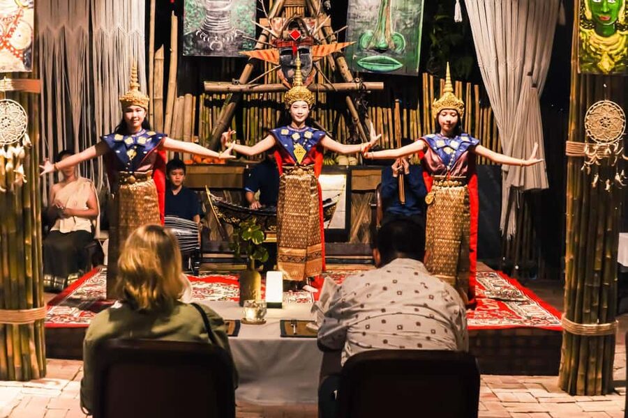 Luangprabang: Dinner with Lao Traditional Dance Performance - What Dinner Is Really Like