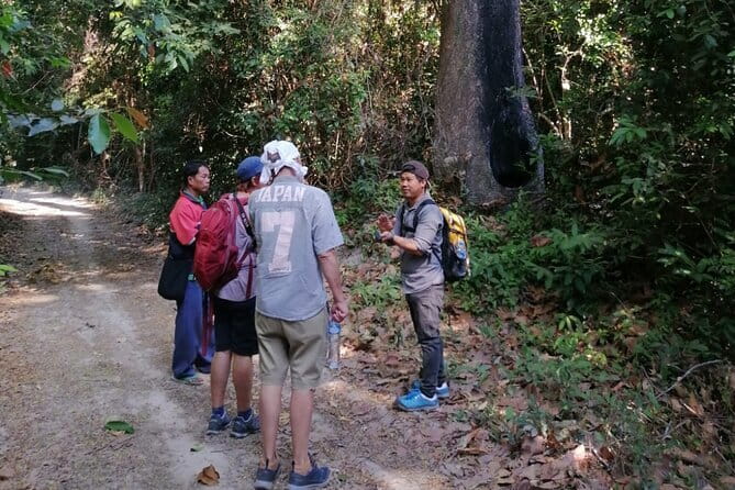 Nong khiaw, 1Day Muang Ngoy Waterfall, Local Village and Kayaking - The guide and the feel of the day