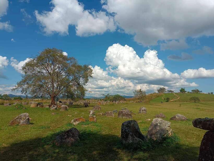 Plain of jars private tour - Wat Hai Heen on the drive back