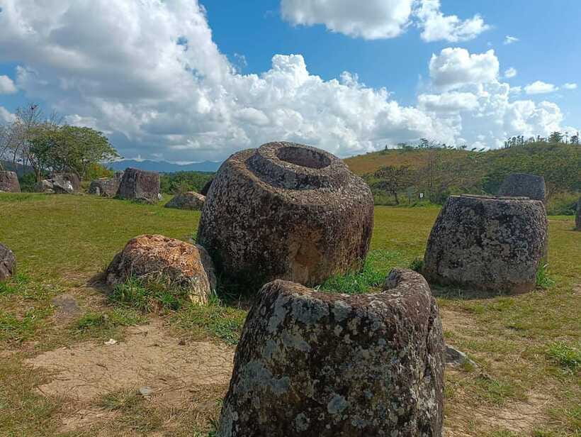Plain of jars share group tour - What the guide adds to the day