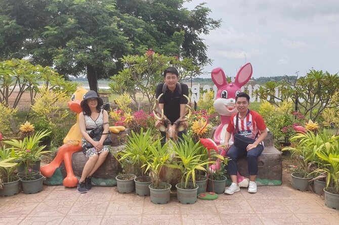 Private Full Day Vientiane City Tour - Vat That Khao and a short spiritual pause