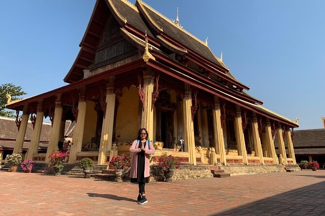 Private Full Day Vientiane City Tour - Lao lunch between the sights