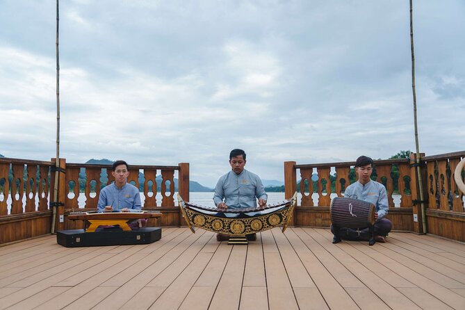 Sunset Cruise in Luang Prabang with Live Performance - Who will enjoy this Mekong cruise most