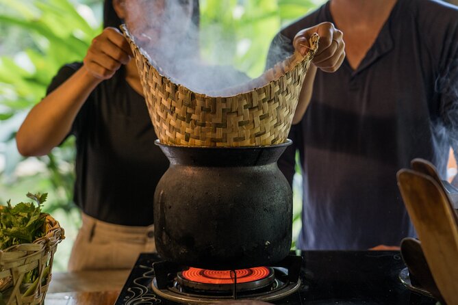 The Namkhan - Cooking Class - English guidance and the human touch