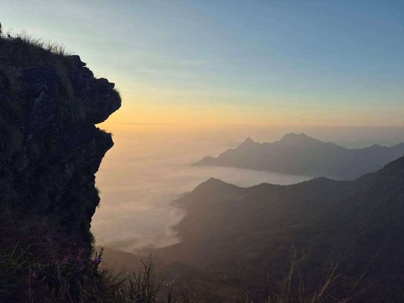 Transfer : wonder full Sunrise and landscape at Phu Chifa - Key points to know before booking