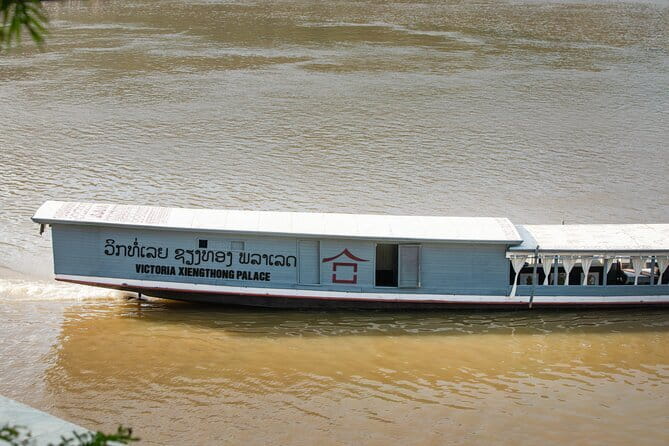 Unwind with a Sunset Cruise on the Mekong River - The first hour: Mekong scenery and local life