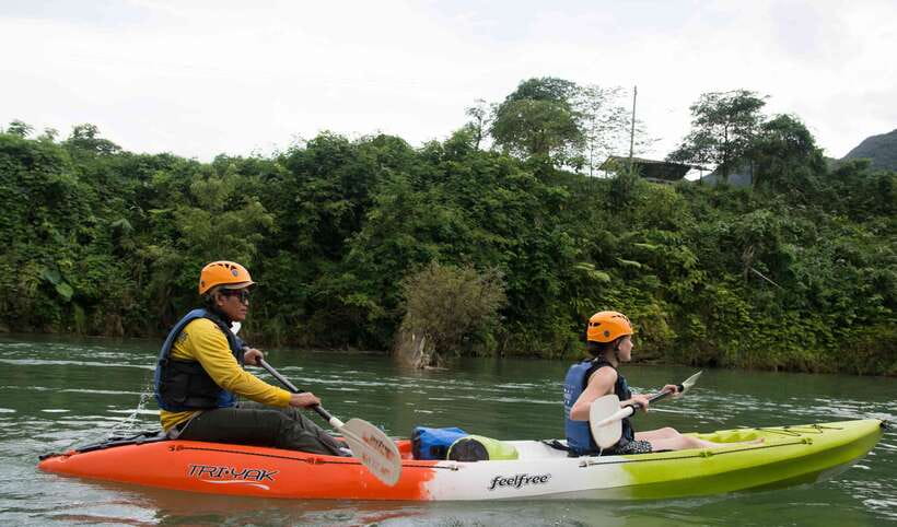 Vang Vieng: Kayaking & Cave Tubing with Zip Line/Blue Lagoon - Key points to know before you book