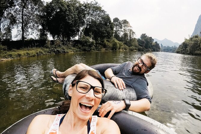 Vang Vieng Kayaking Fun Rapid and Float Tour - Learning the basics before the first rapid