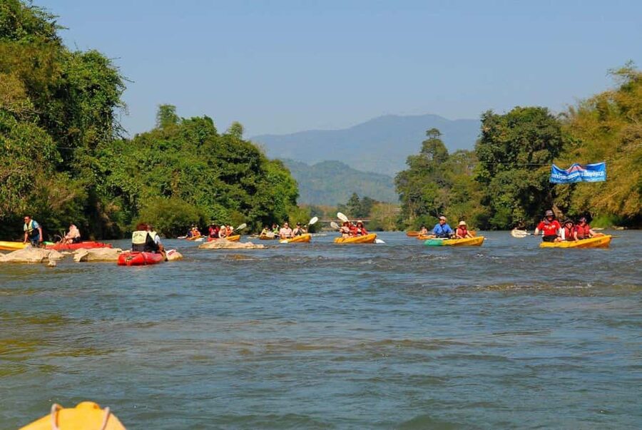 Vang Vieng: Kayaking&Water Cave&Tham Chang&Blue Lagoon 1 - The tuk-tuk ride from central Vang Vieng
