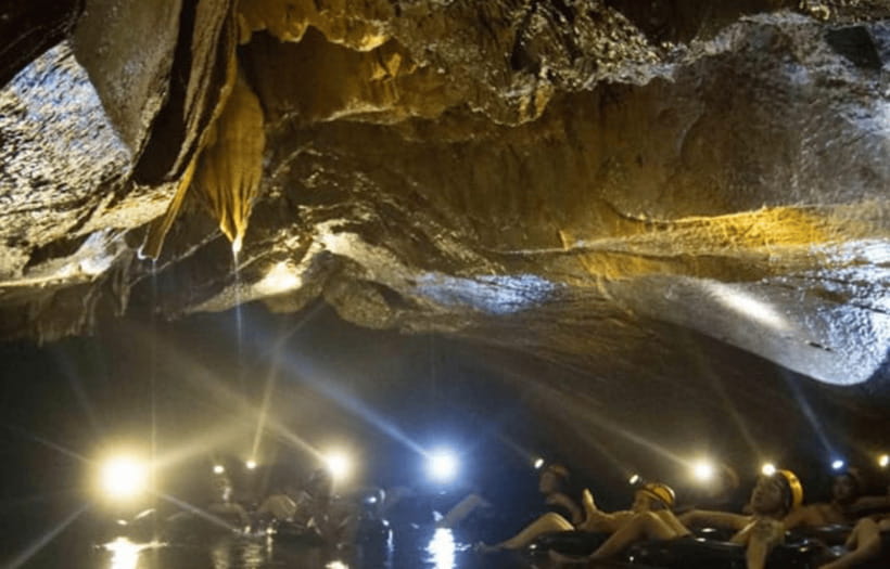 Vang Vieng: Kayaking&Zipline&Water Cave&Tham Chang tour - A full day built around water and height
