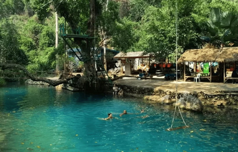 Vang Vieng: Zipline&Kayaking&BlueLagoon 1 - How the changing order affects your day