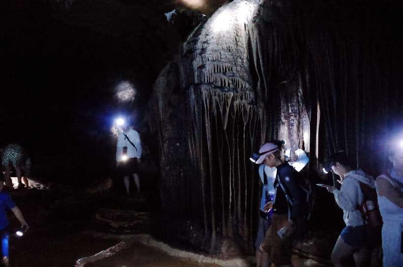 Vang Vieng: Zipline&Water Cave&Tham Chang&Blue Lagoon 1 - Lunch after the cave activities