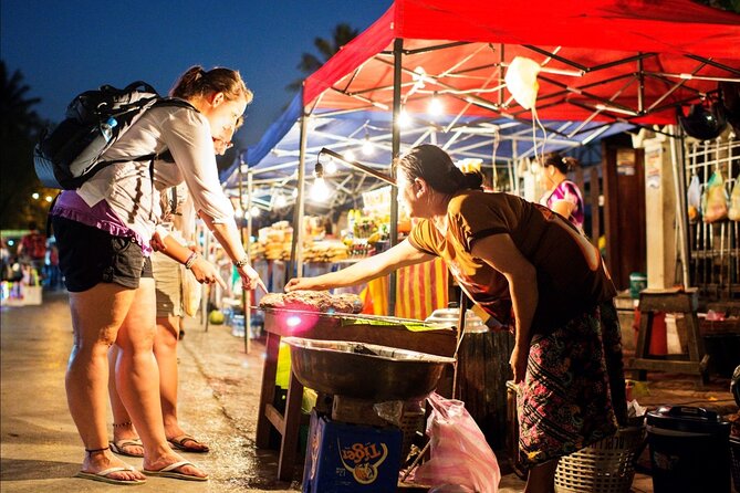 Vientiane Cuisine & Culture: The Hungry Tuk Tuk - Who should book the Hungry Tuk Tuk?