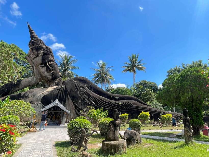 Vientiane: Cultural Tour with Buddha Park and Patuxay - Buddha Park, where religion becomes sculpture