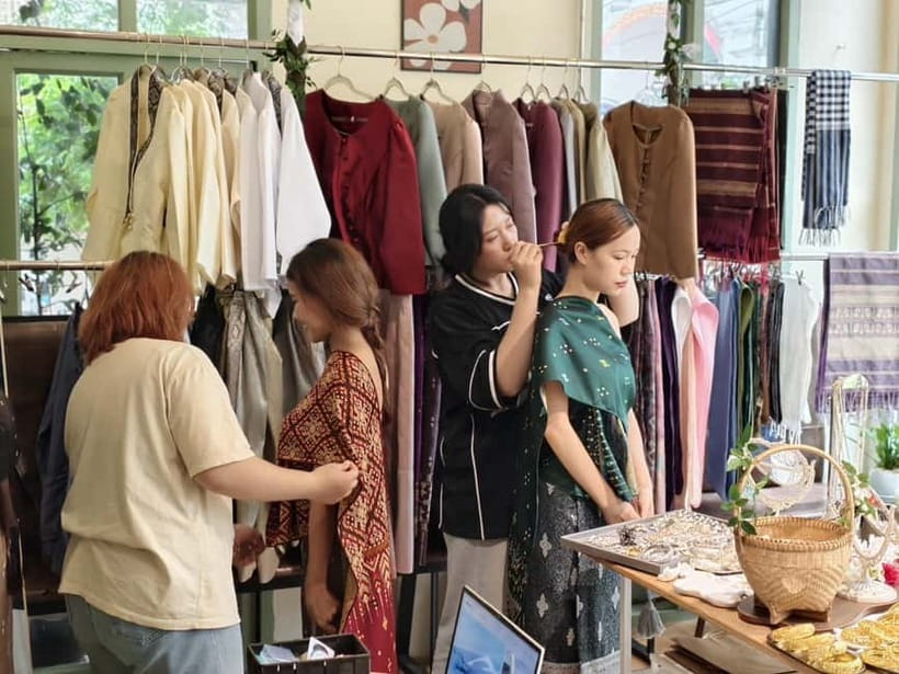 Vientiane: Lao Cultural Attire Rental Experience - Who will enjoy this experience most