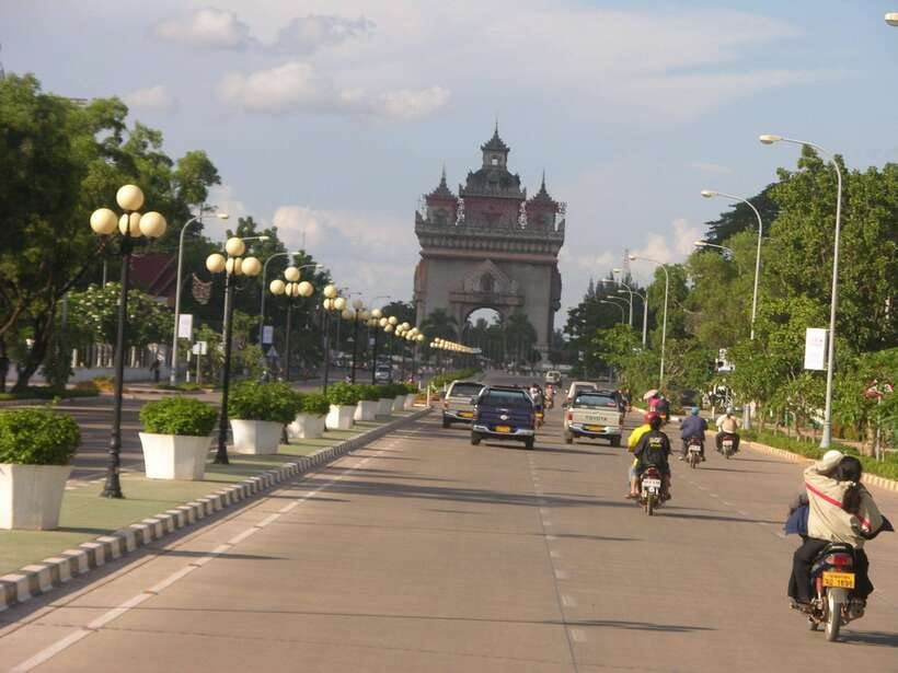 Vientiane: Private Full-day Must-See Sights & Sunset Tour - Why this Vientiane day tour works