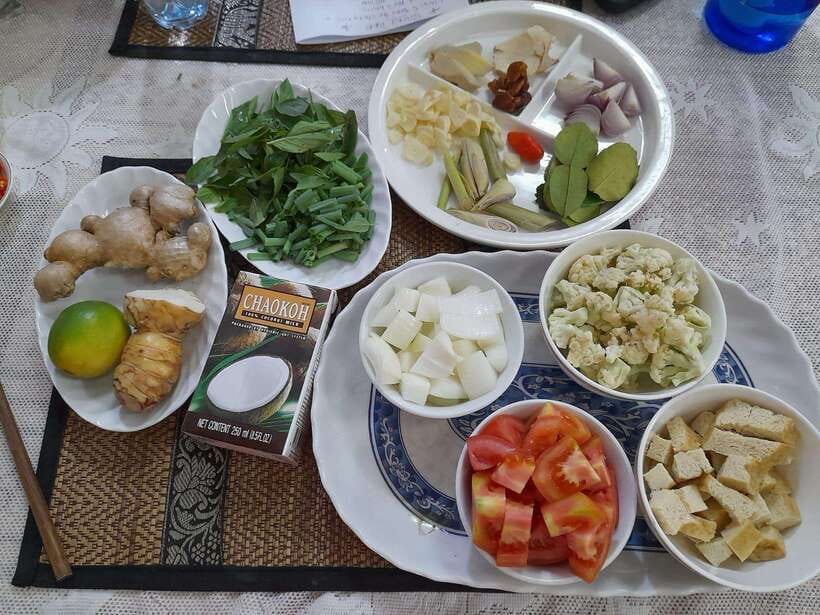 Vientiane Private Lao Cooking Class with Market Tour - Booking advice for a smoother day